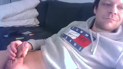 Snapshot of german33bi chatting on February 2025 02:17:01 AM German33FFM1 online show from February 2025 02:17:01 AM