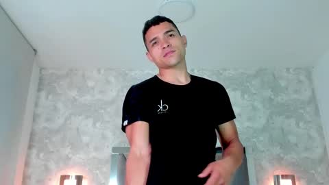 Snapshot of gerson_zt chatting on February 2025 03:39:02 AM im Gerson online show from February 2025 03:39:02 AM