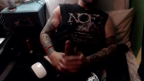 Snapshot of getfucked321jake chatting on December 2024 12:56:02 PM getfucked321jake online show from December 2024 12:56:02 PM