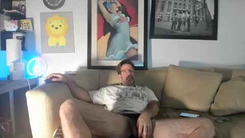 Snapshot of getsnatty chatting on November 2025 04:35:01 AM GetsNatty online show from November 2025 04:35:01 AM