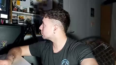 gferrari1996 online show from September 2025 06:58:02 AM