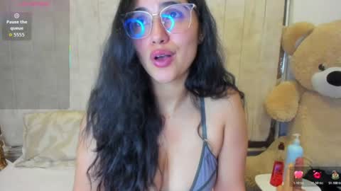 Danna Astrom online show from July 2026 05:07:02 PM