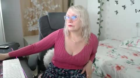 Ghertrudequeen online show from May 2026 03:48:01 AM