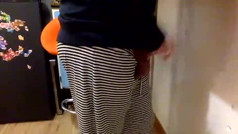 Snapshot of ghets2083 chatting on February 2026 07:10:01 PM ghets2083 online show from February 2026 07:10:01 PM