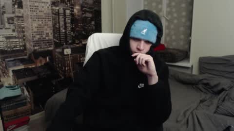 Snapshot of ghostfacefriends chatting on November 2025 02:06:01 AM Fedya online show from November 2025 02:06:01 AM