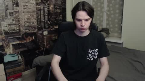 Snapshot of ghostfacefriends chatting on November 2025 07:36:02 PM Fedya online show from November 2025 07:36:02 PM