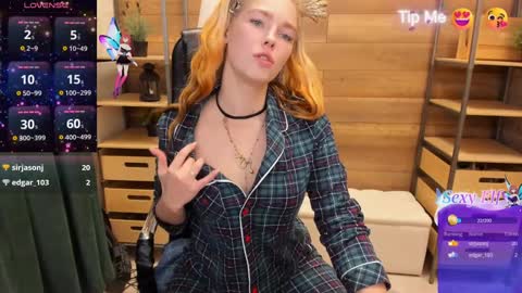 Snapshot of ghostly_temptation chatting on December 2024 09:15:01 PM Sweety online show from December 2024 09:15:01 PM