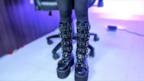 Sara online show from September 2025 06:34:01 PM