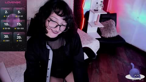 Allison  online show from December 2024 11:40:01 PM