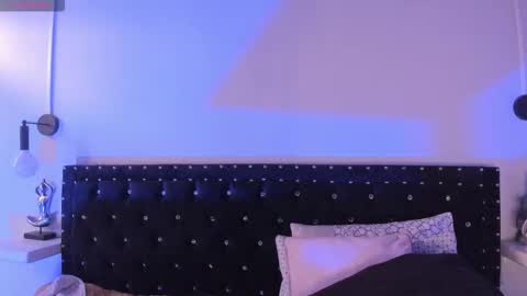 Allison  online show from January 2026 01:05:02 PM