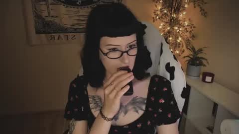 ghoticspectre online show from July 2026 11:16:02 AM