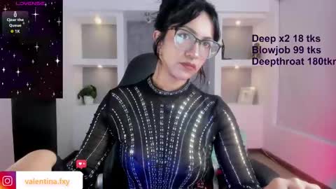 Gia online show from November 2025 08:18:01 PM