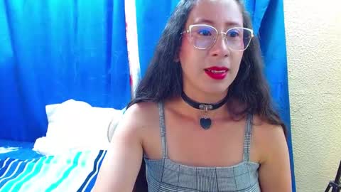 Gia  online show from May 2026 03:28:02 PM