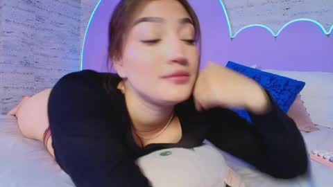Snapshot of giaa_ross chatting on April 2026 08:26:01 PM Gia online show from April 2026 08:26:01 PM