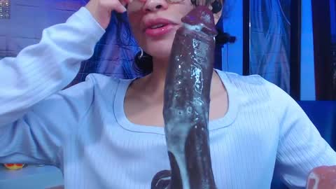 giaa rossi online show from April 2026 02:21:01 AM