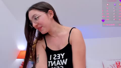 Gia online show from January 2025 04:43:01 PM