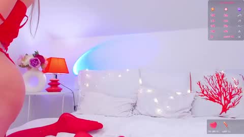 Gia online show from February 2025 01:48:02 PM