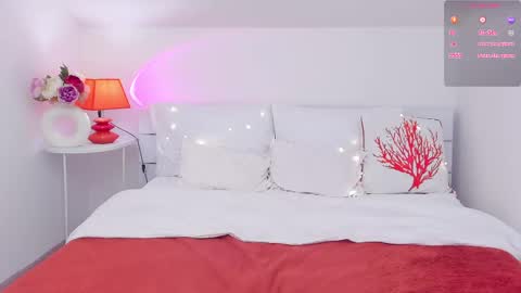 Gia online show from February 2025 01:51:02 PM