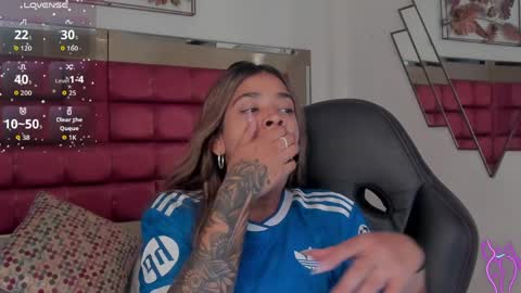 Gia  online show from April 2026 06:30:02 PM