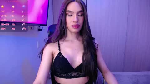 Snapshot of giamint chatting on May 2026 02:16:01 AM Gia Mint online show from May 2026 02:16:01 AM
