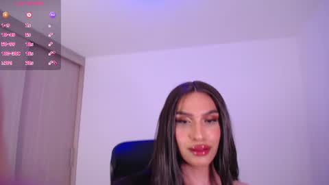 Gia Mint  online show from July 2026 03:23:01 AM