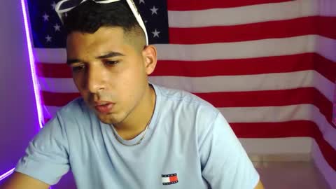 Snapshot of gianluca_silva chatting on November 2025 10:42:02 PM Gianluca Silva online show from November 2025 10:42:02 PM