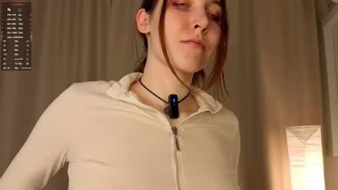 Mia online show from February 2026 07:42:02 PM