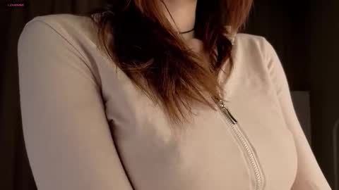 Mia online show from February 2026 06:42:01 PM