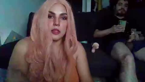 Snapshot of giaplum chatting on September 2025 02:01:02 AM Gia online show from September 2025 02:01:02 AM