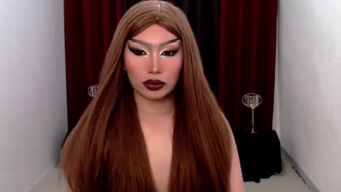 Gia X online show from January 2025 07:25:01 AM