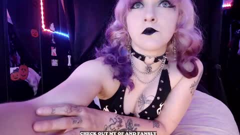 Giggles online show from September 2025 05:59:01 PM