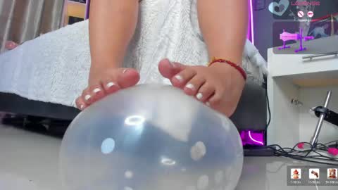 Gigi  online show from May 2026 04:04:02 PM