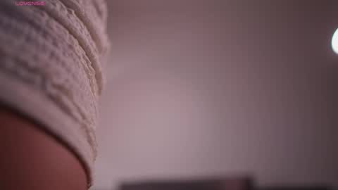 GIGI online show from April 2026 01:36:01 AM