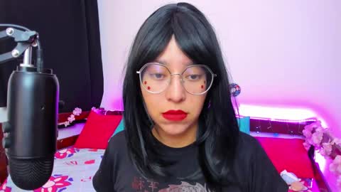 gigimooon online show from September 2025 02:57:01 AM