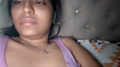 gigixox3 online show from September 2025 01:35:02 PM