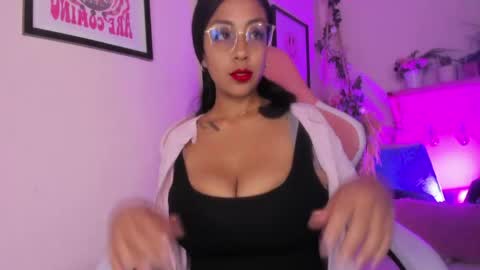 giisell online show from April 2026 12:31:01 PM