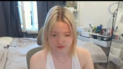 Klara online show from July 2026 04:07:01 AM