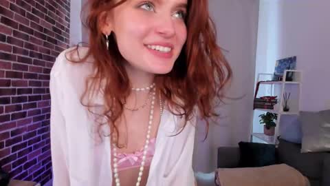 Snapshot of gin_yoon chatting on February 2025 09:34:02 AM Gin online show from February 2025 09:34:02 AM