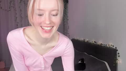 Snapshot of gin_yoon chatting on February 2026 06:52:01 AM Gin online show from February 2026 06:52:01 AM