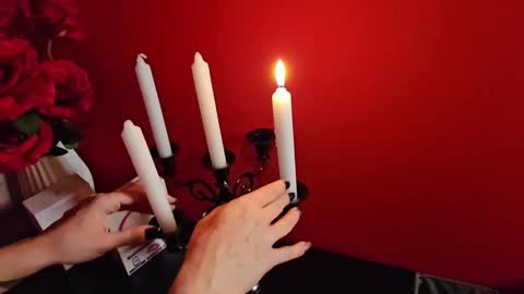 Snapshot of gina_hotlick chatting on January 2025 07:04:01 PM gina_hotlick online show from January 2025 07:04:01 PM