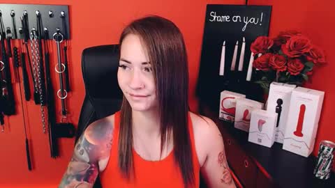 Snapshot of gina_hotlick chatting on October 2025 05:52:02 AM gina_hotlick online show from October 2025 05:52:02 AM