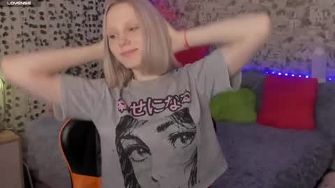 Gina online show from June 2026 03:33:02 AM