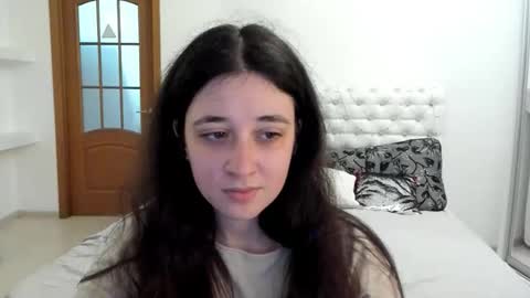 Kate online show from September 2025 10:42:01 AM