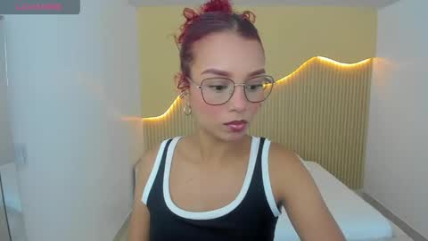 Snapshot of ginamorelo chatting on June 2026 07:37:02 PM G I A N A online show from June 2026 07:37:02 PM