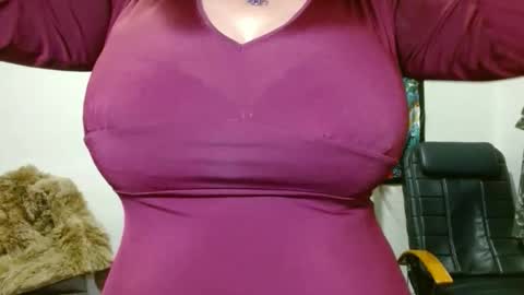 GinaONeon online show from April 2026 08:24:01 AM