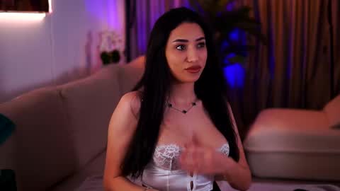 Gina online show from March 2025 07:59:02 PM