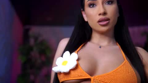 Snapshot of ginavalentinna chatting on February 2026 08:02:01 PM Gina online show from February 2026 08:02:01 PM