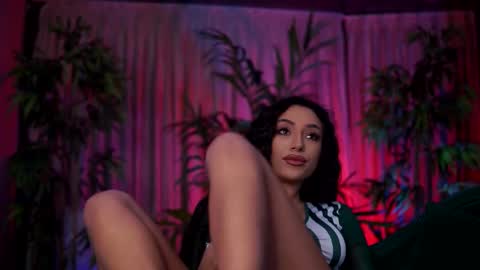 Snapshot of ginavalentinna chatting on February 2026 08:02:01 PM Gina online show from February 2026 08:02:01 PM