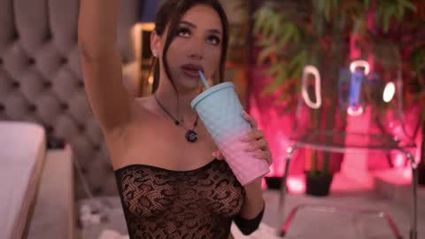 Gina online show from May 2026 07:44:01 PM