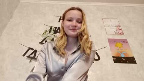 Snapshot of ginger_anna_est chatting on May 2026 05:08:01 PM Ginger Anna online show from May 2026 05:08:01 PM